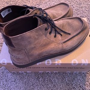 Toms Nubuck Chukka Boot